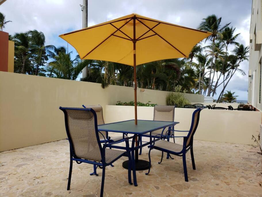 1St Level Unit Steps To Beach- Cold Air Conditioner At Poza Del Mar Luquillo Bagian luar foto