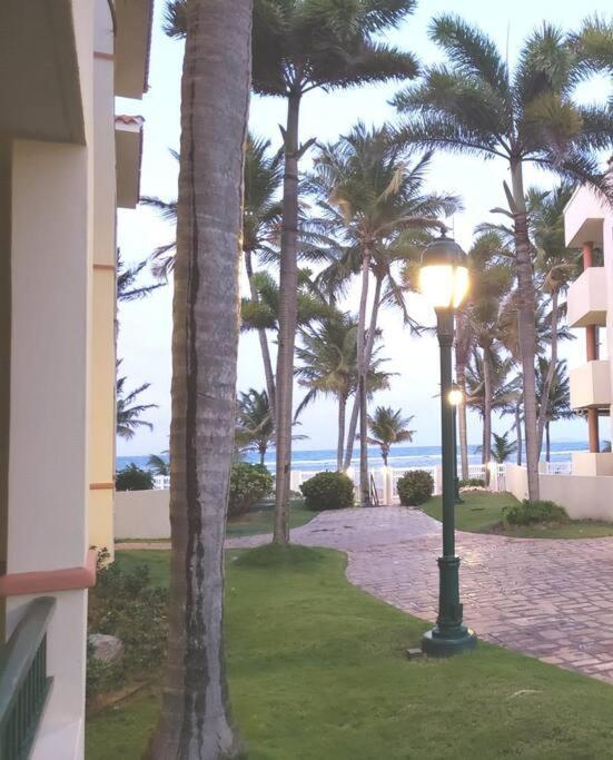 1St Level Unit Steps To Beach- Cold Air Conditioner At Poza Del Mar Luquillo Bagian luar foto